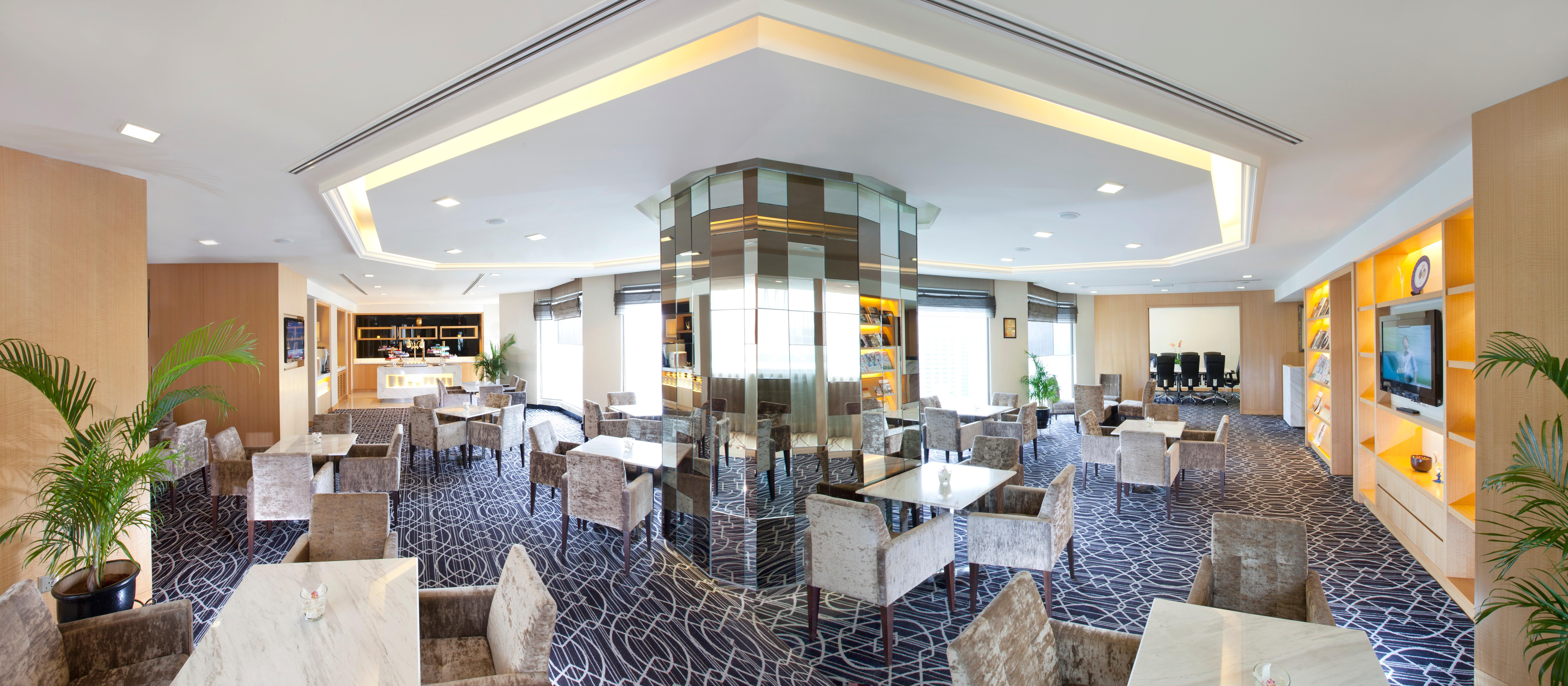 Dorsett Grand Subang Hotel Subang Jaya Exterior foto The lounge at the airport
