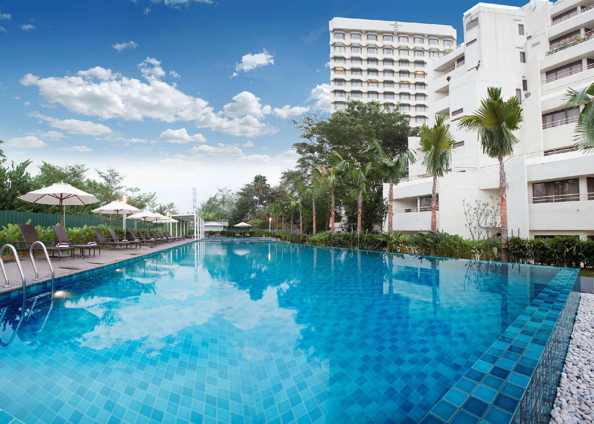 Dorsett Grand Subang Hotel Subang Jaya Exterior foto The Royal