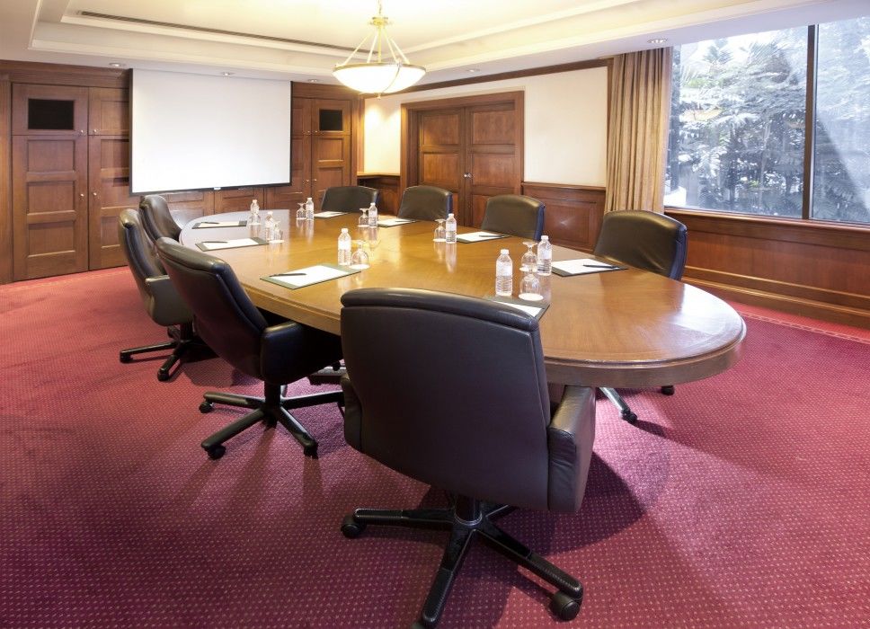 Dorsett Grand Subang Hotel Subang Jaya Exterior foto A boardroom at the Royal Garden Hotel, London